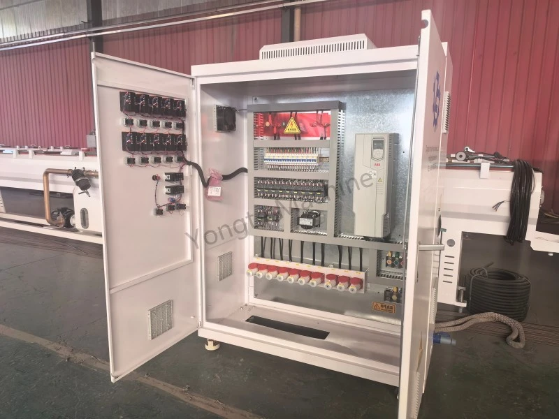 Assembly of High-efficiency Parallel Twin-screw Extruders for Recycling Plastic Film Wastage