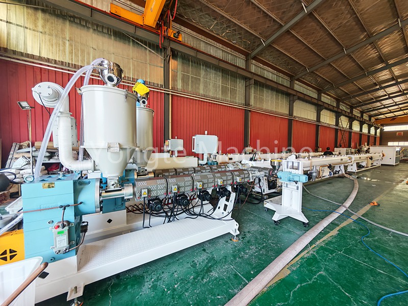 Multi -laag HDPE PPR -plastiekpypmoedere -masjien