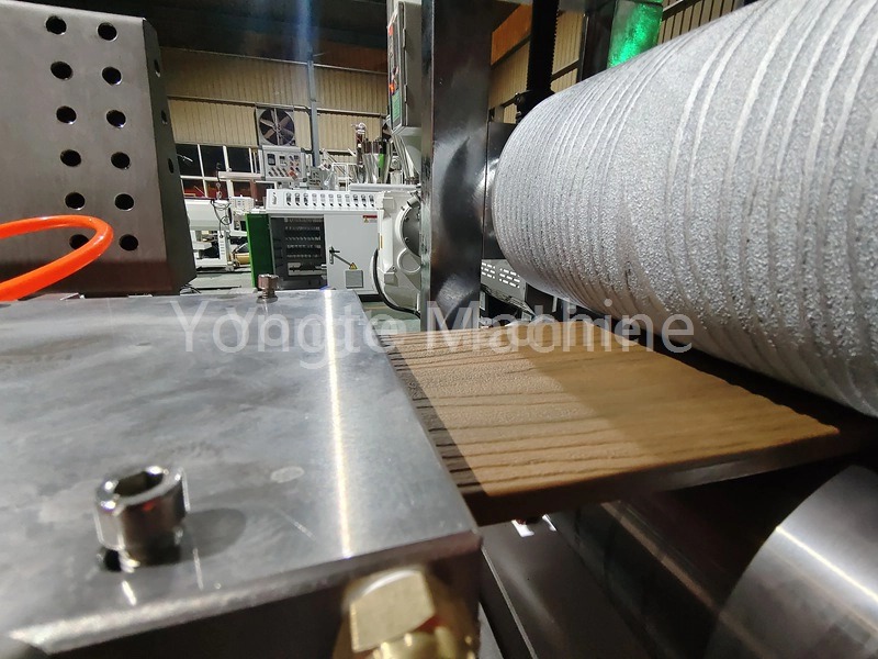 WPC Decking Machine