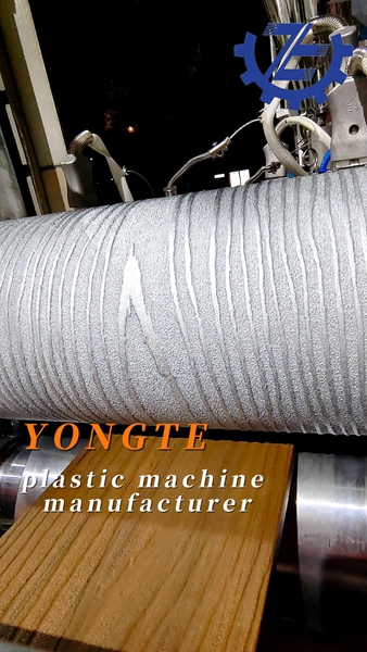 Yongte Plastic Machinery bemagtig die houtplastiese vloerbedryf en verbou die Europese en Amerikaanse omgewingsbeskermingsmark diep.