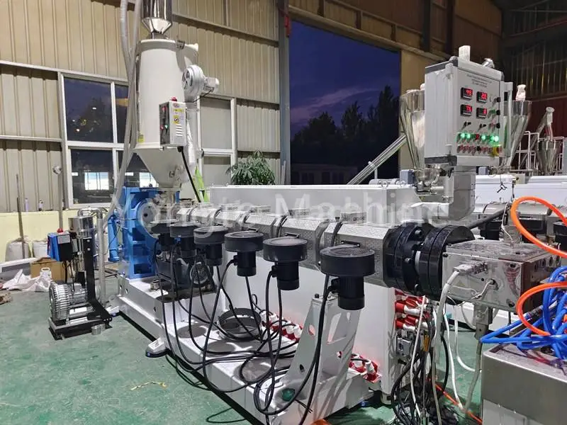 extruder of Plastic lumber extruder