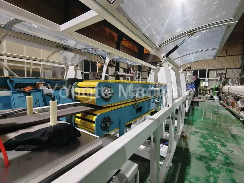 traction equipment of Plastic lumber extruder