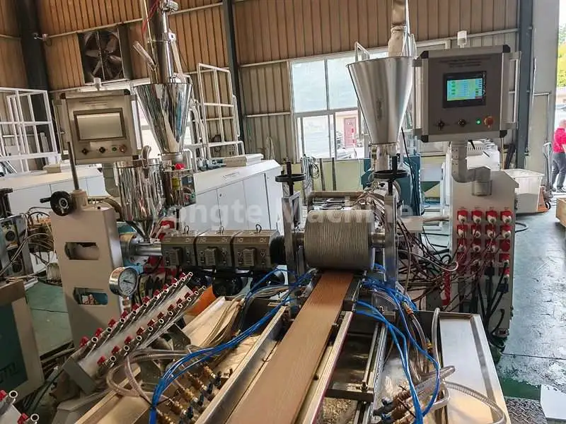 WPC Decking Produksiemasjien